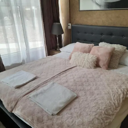 Visoki Stevan Apartments Belgrad Exteriör bild
